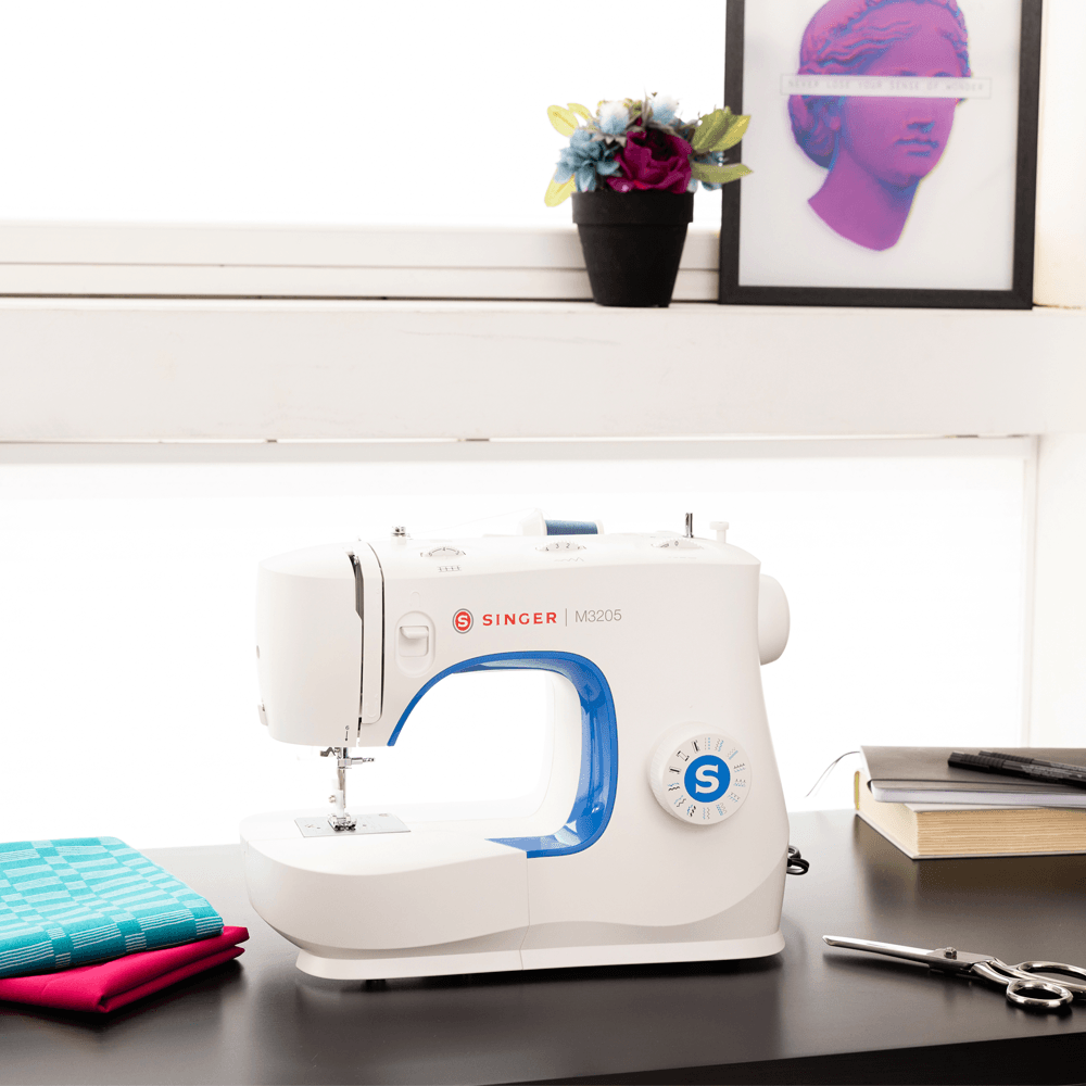 Máquina de Costura Singer M3205 - 127V - Singer